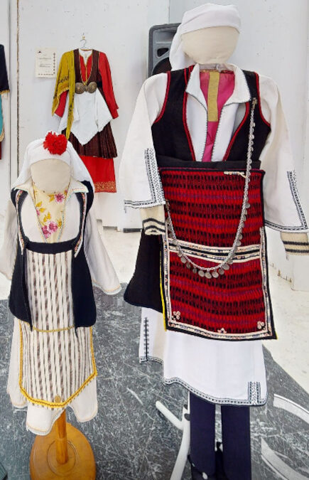 ΦΛΩΡΙΝΑ (ΓΥΝΑΙΚΕΙΑ ΦΟΡΕΣΙΑ)